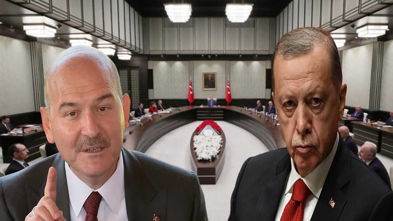 Siyaset kulislerine bomba gibi düşen 2023 seçim haberi: Cumhurbaşkanı Erdoğan kabine değişikliği yapacak! Süleyman Soylu görevden alınıyor mu? 1
