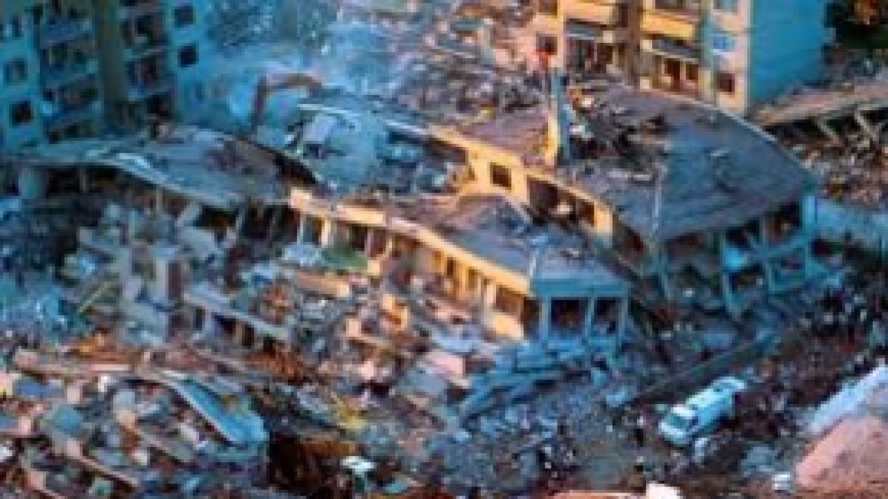 Ekrem İmamoğlu'ndan  17 Ağustos Depremi Eleştirisi!
