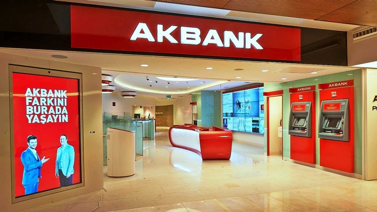 Akbank şimdi çek Mayıs 2023'de öde kredi kampanyası başlattı! 3 ay ötelemeli destek ihtiyaç kredisi