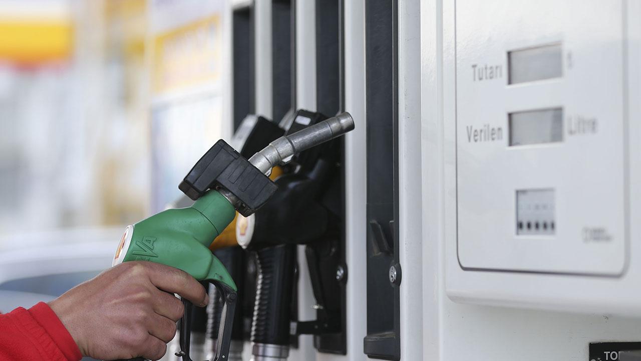 Akaryakıtta dolar krizi! Benzin, motorin ve LPG için dev zamlar açıklandı!