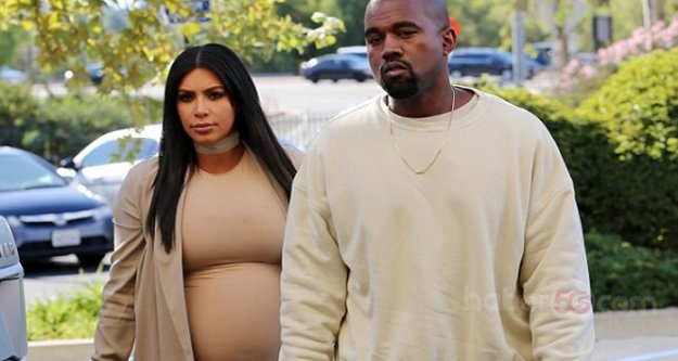Kim Kardashian Taşıyıcı Anne ile Üçüncü Çocuğuna Kavuştu