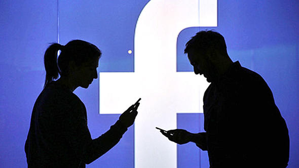Facebook SMS ve Konuşmaları Kaydedince Ortalık Karıştı